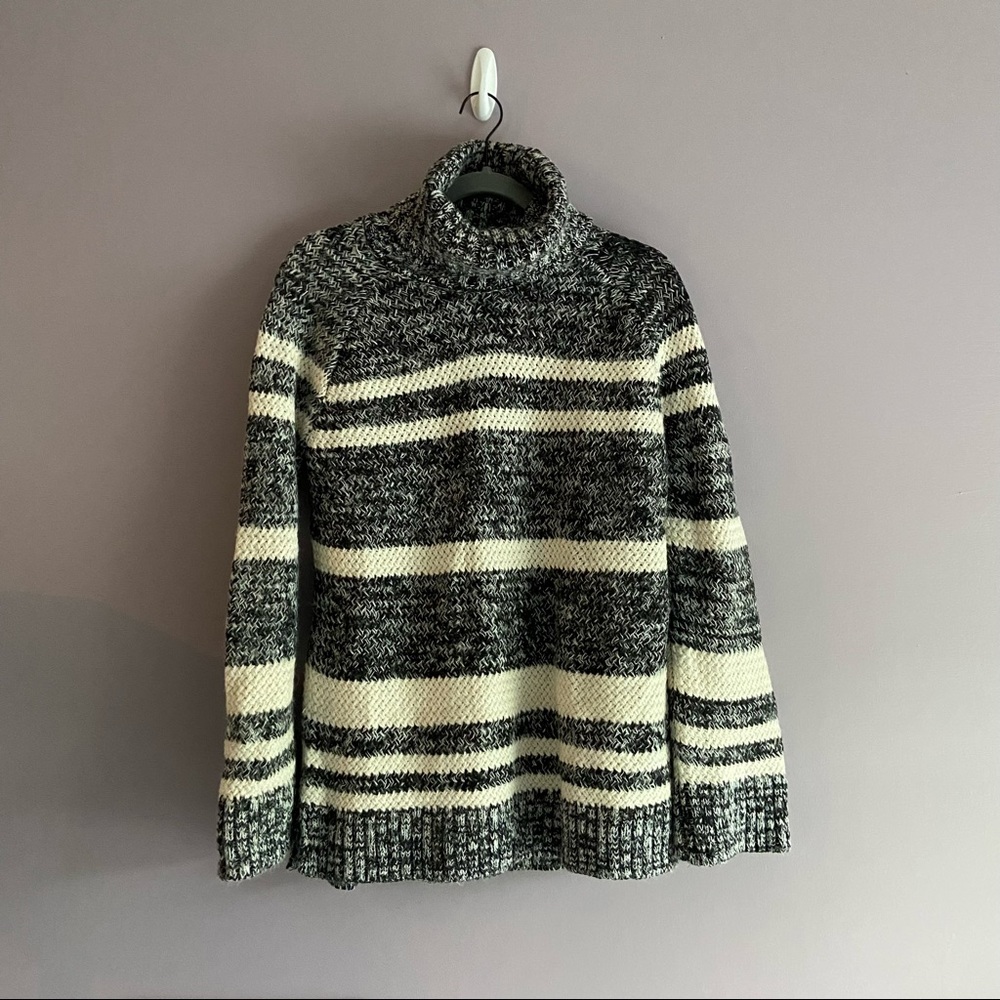 Loft Turtleneck Sweater NWT